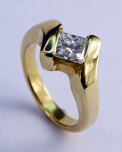 #880-4016 - 14k Gold .80 ct. Princess Cut Diamond Solitaire Ring size 6 ...
